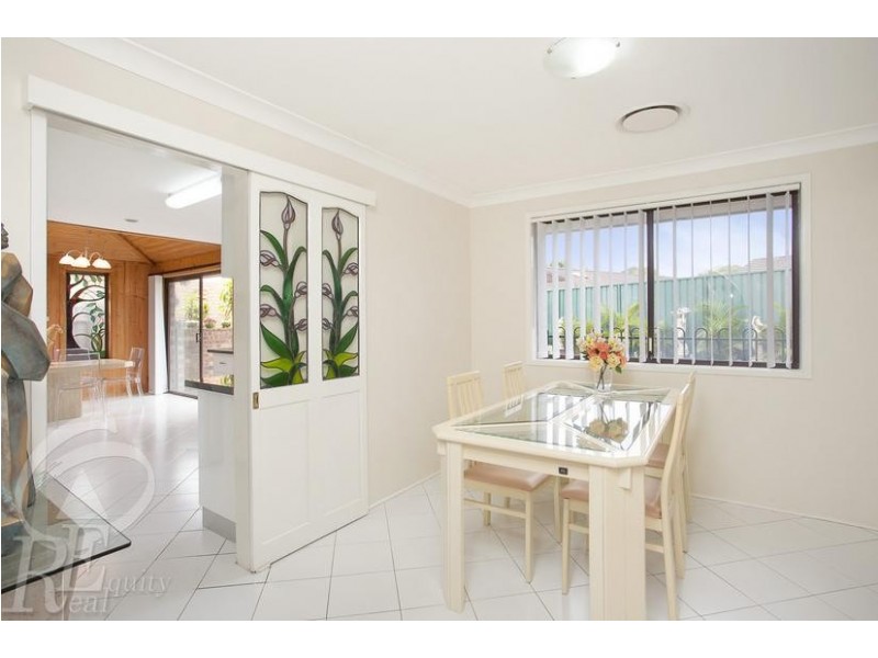 5 Dalby Place, Chipping Norton NSW 2170