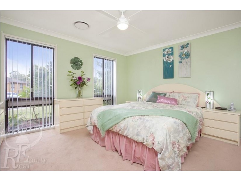 5 Dalby Place, Chipping Norton NSW 2170