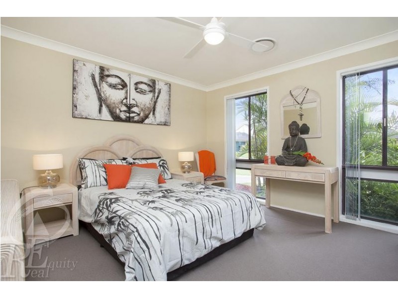 5 Dalby Place, Chipping Norton NSW 2170