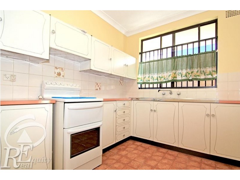 12/26 Charles Street, Liverpool NSW 2170