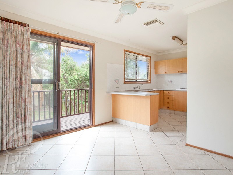 52 Bungarra Crescent, Chipping Norton NSW 2170