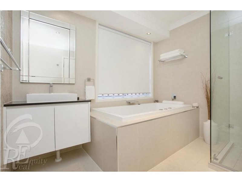 3 Witham Place, Chipping Norton NSW 2170