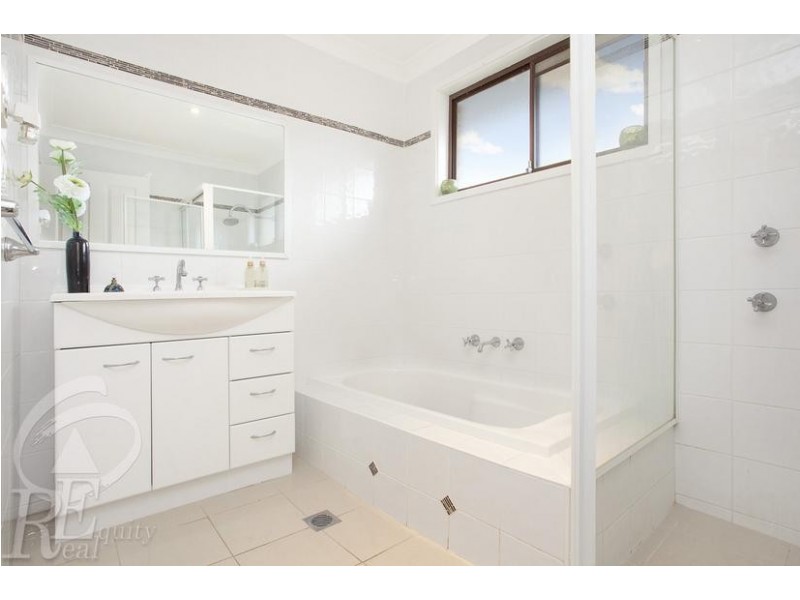 13 Wolverton Avenue, Chipping Norton NSW 2170