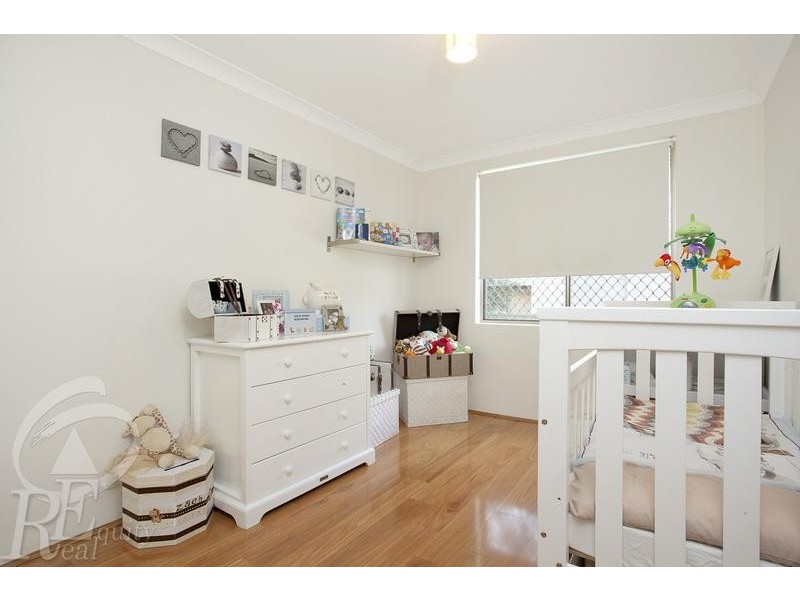 2/5 Mead Drive, Chipping Norton NSW 2170