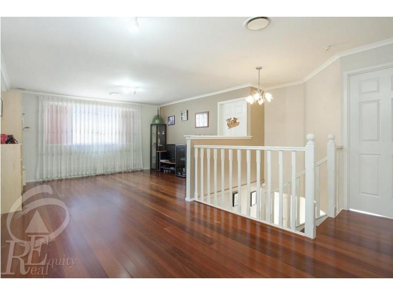 34 Yachtsman Drive, Chipping Norton NSW 2170