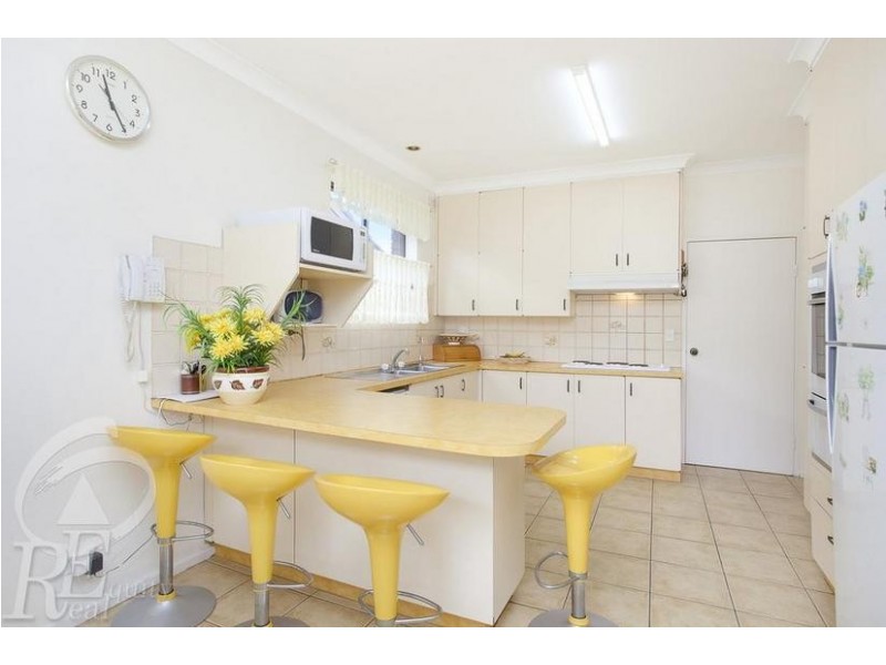 32 Bangalla Avenue, Chipping Norton NSW 2170