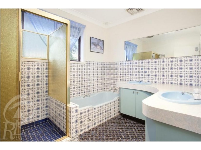 32 Bangalla Avenue, Chipping Norton NSW 2170