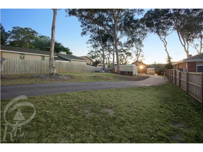 25 St Georges Crescent, Sandy Point NSW 2172