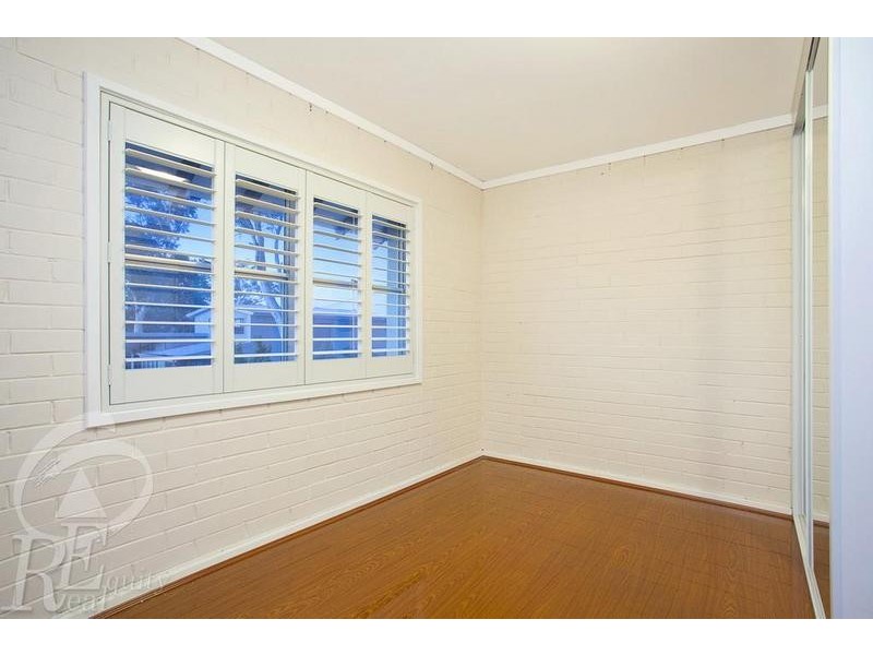 25 St Georges Crescent, Sandy Point NSW 2172