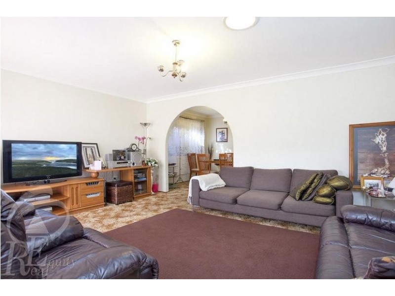 44 Central Avenue, Chipping Norton NSW 2170