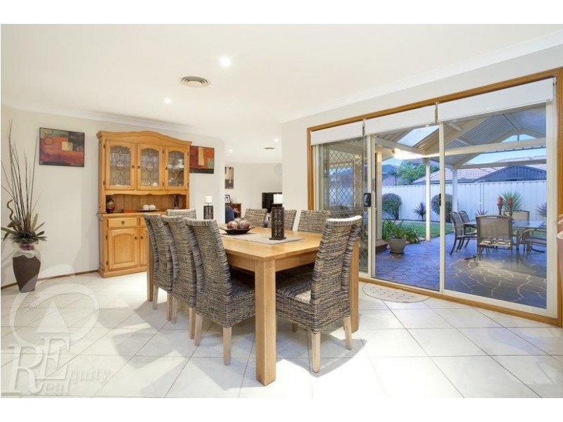 17 Beachcomber Place, Chipping Norton NSW 2170