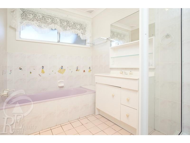 41 Balanada Avenue, Chipping Norton NSW 2170