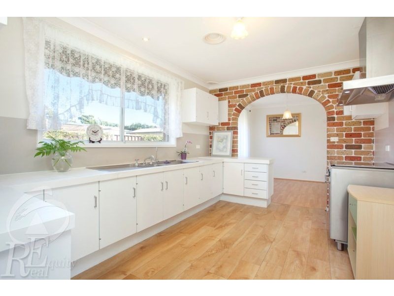 41 Balanada Avenue, Chipping Norton NSW 2170