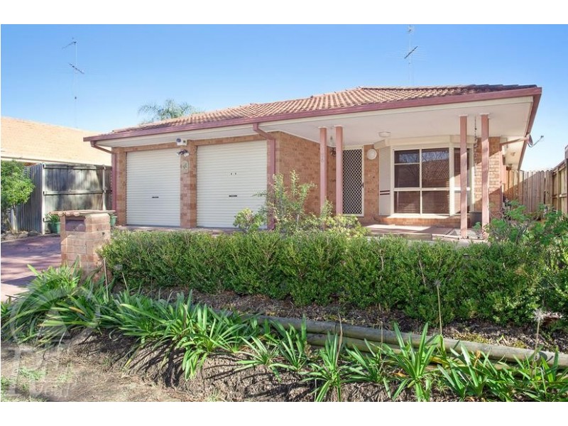 26 Paroo Court, Wattle Grove NSW 2173