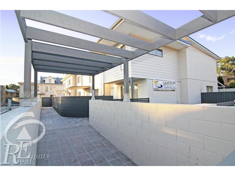 4/243 Epsom Road, Chipping Norton NSW 2170