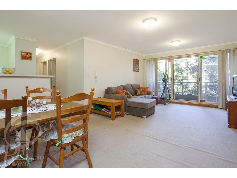 3/6 Mead Drive, Chipping Norton NSW 2170