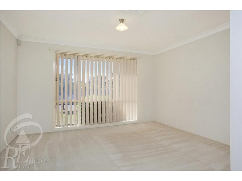 11 Brigantine Street, Chipping Norton NSW 2170