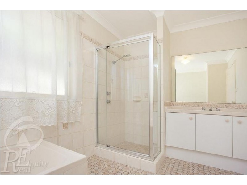 11 Brigantine Street, Chipping Norton NSW 2170