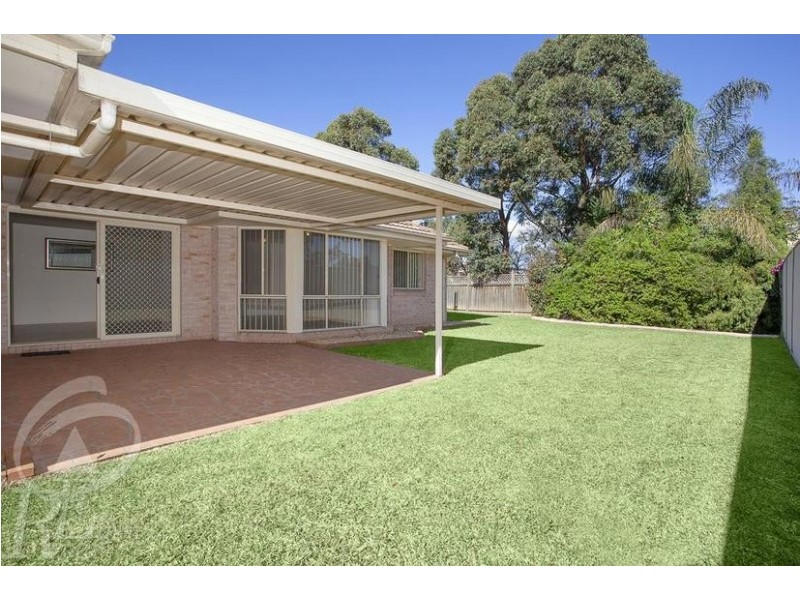 11 Brigantine Street, Chipping Norton NSW 2170