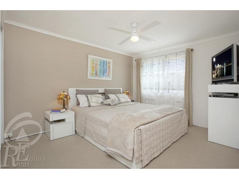 10 Frank Oliveri Drive, Chipping Norton NSW 2170