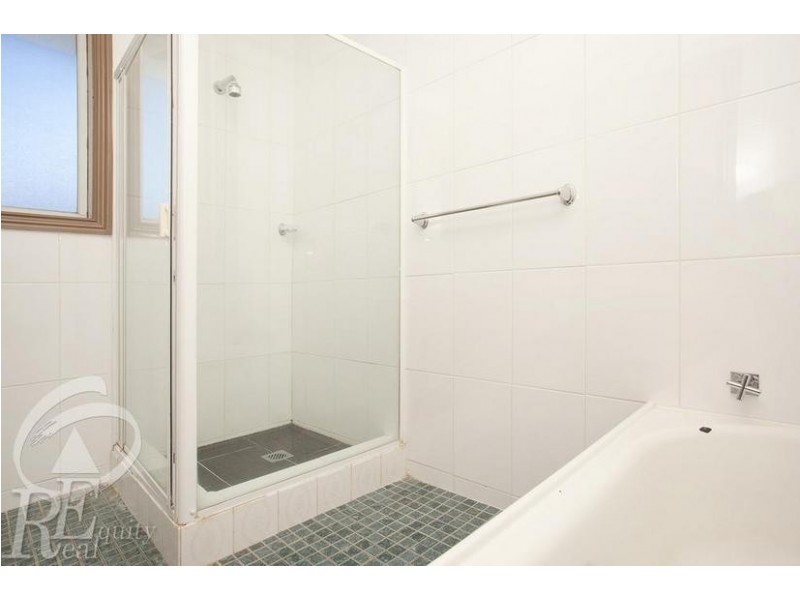 18 Junction Road, Moorebank NSW 2170