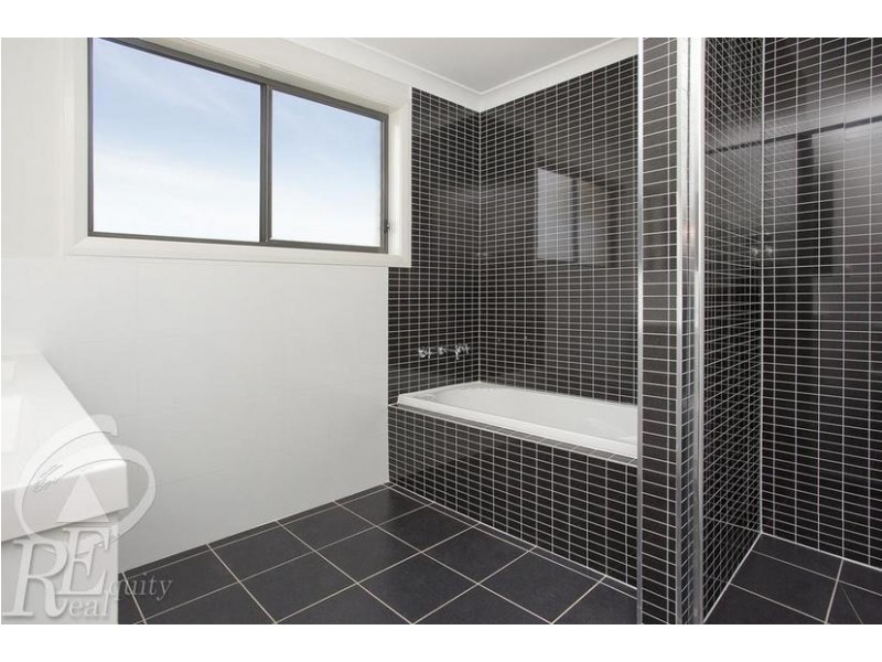22 Gawler Avenue, Minto NSW 2566