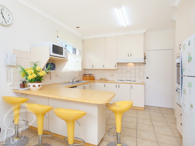 32 Bangalla Avenue, Chipping Norton NSW 2170