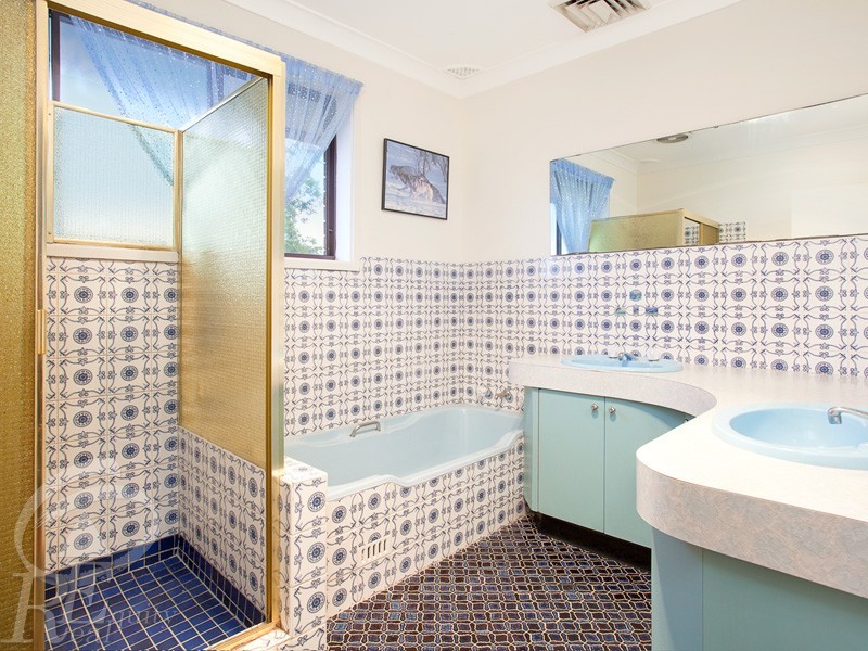 32 Bangalla Avenue, Chipping Norton NSW 2170