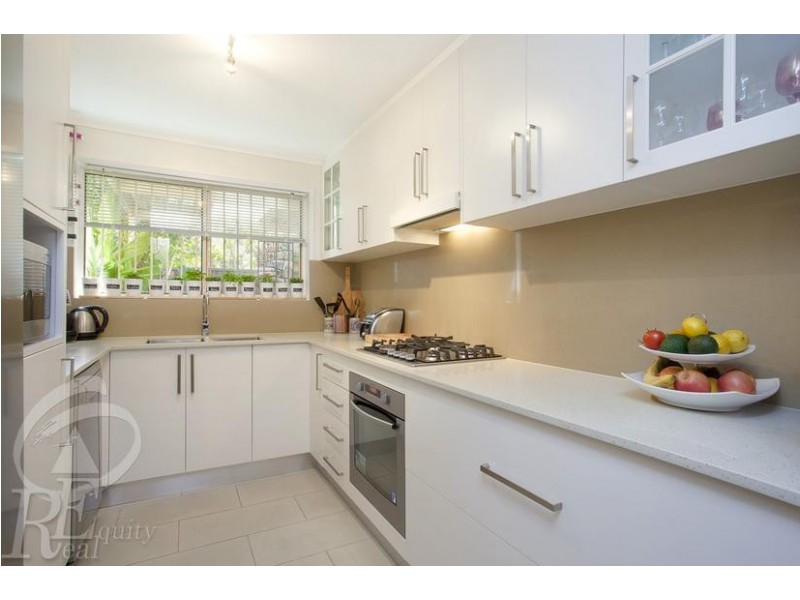 10 Frank Oliveri Drive, Chipping Norton NSW 2170