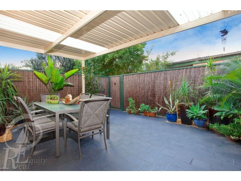 10 Frank Oliveri Drive, Chipping Norton NSW 2170