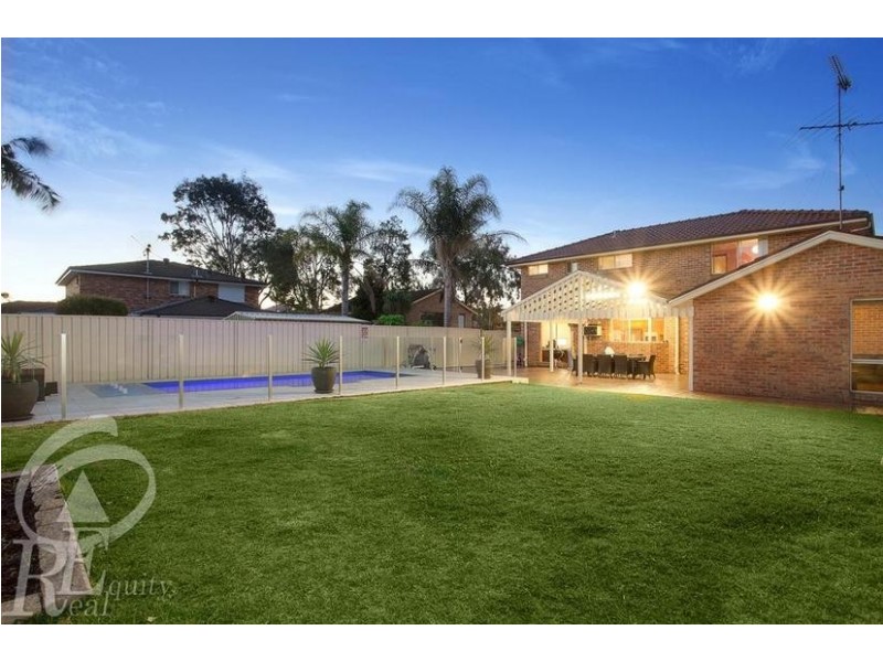 3 Evesham Place, Chipping Norton NSW 2170