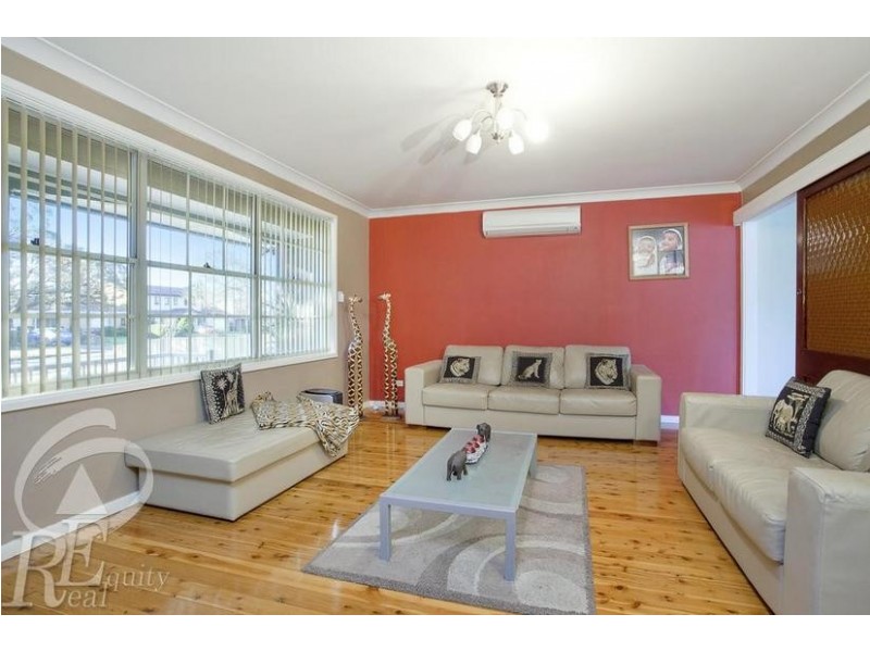 20 Haerse Avenue, Chipping Norton NSW 2170