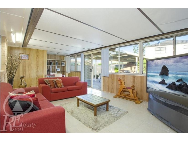 20 Haerse Avenue, Chipping Norton NSW 2170