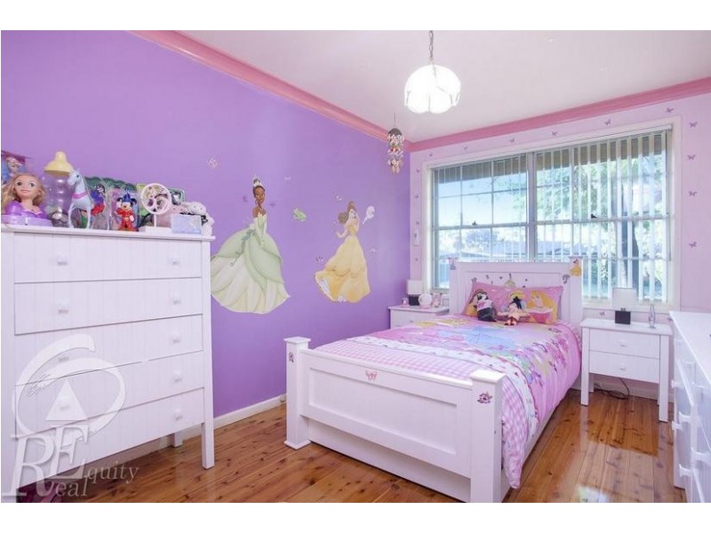 20 Haerse Avenue, Chipping Norton NSW 2170