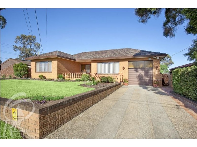 37 Ikara Crescent, Moorebank NSW 2170