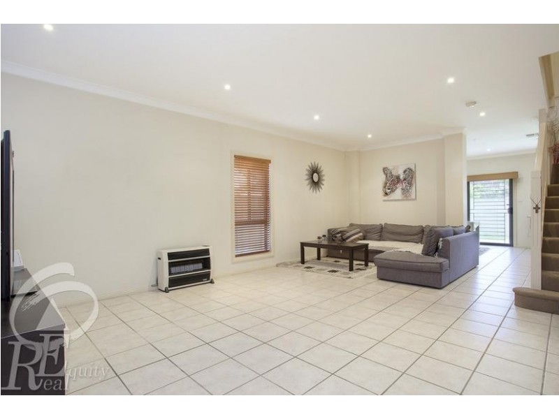 7 Central Avenue, Chipping Norton NSW 2170