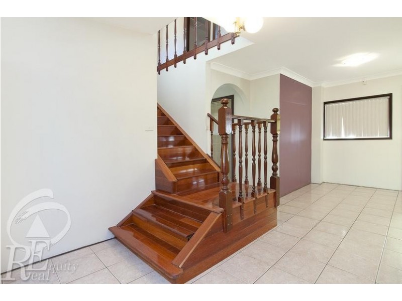 88 Ascot Drive, Chipping Norton NSW 2170