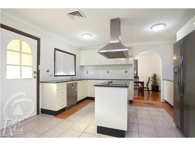 88 Ascot Drive, Chipping Norton NSW 2170