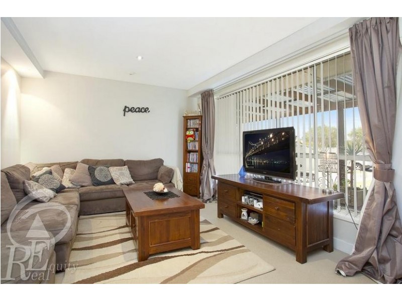 11 Whelan Avenue, Chipping Norton NSW 2170