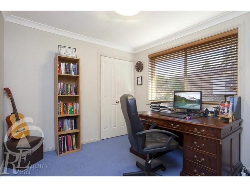 26 Shoreham Crescent, Chipping Norton NSW 2170