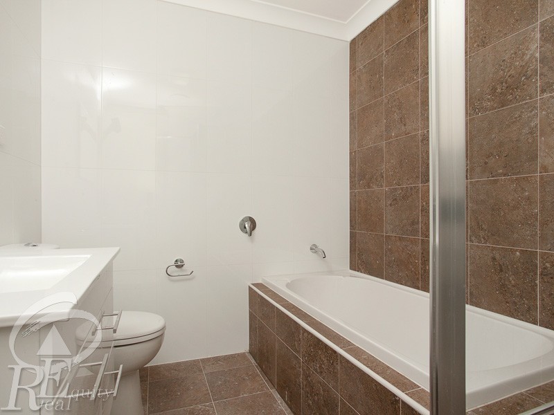 7/96-98 Nuwarra Road, Moorebank NSW 2170