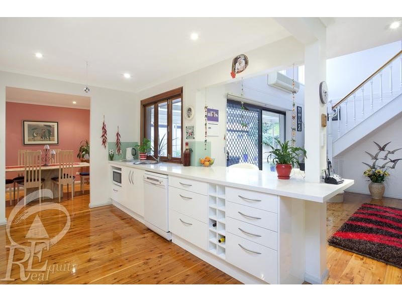 5 Wolverton Avenue, Chipping Norton NSW 2170
