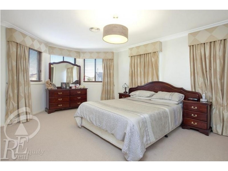 17 Pulham Place, Chipping Norton NSW 2170