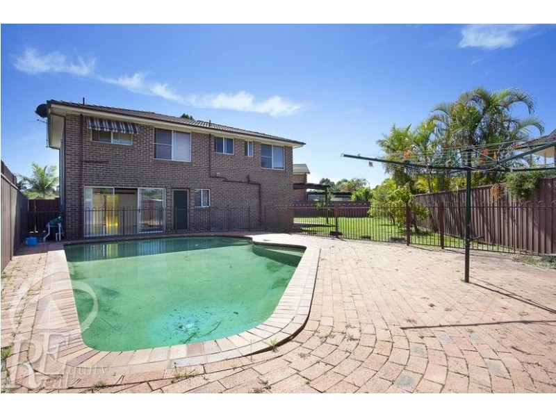 3 Newham Place, Chipping Norton NSW 2170