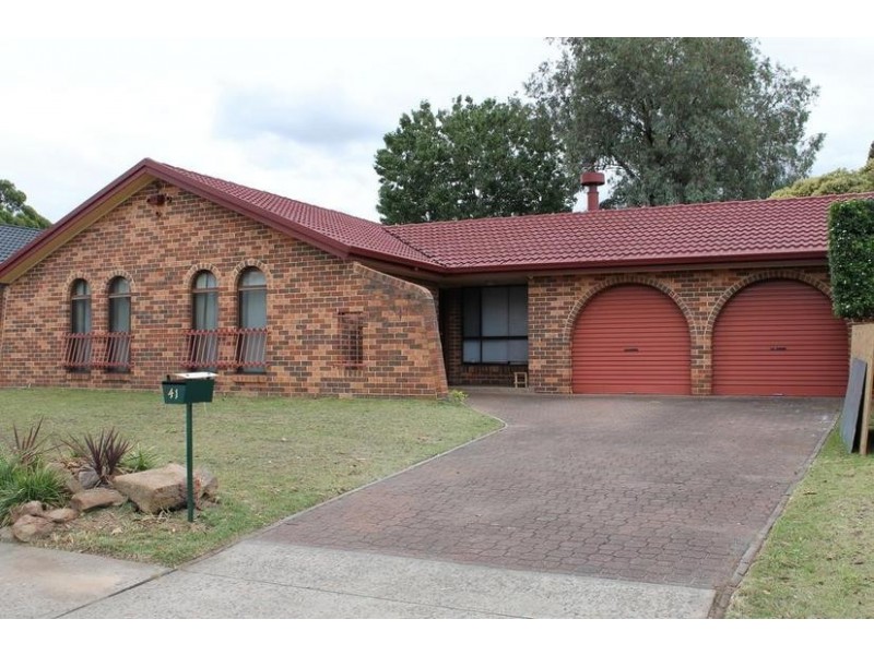 41 Ernest Avenue, Chipping Norton NSW 2170