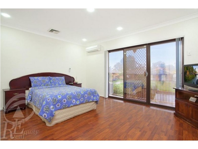 32 Bangalla Avenue, Chipping Norton NSW 2170