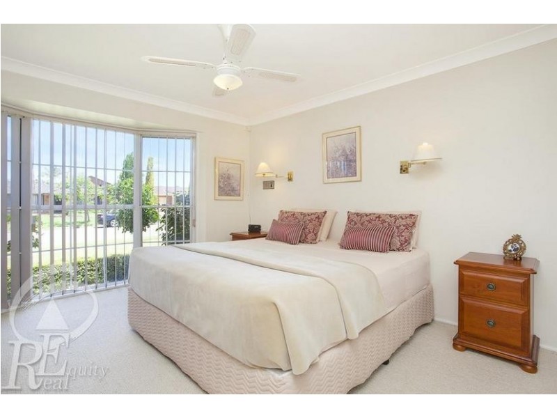 8 Sodbury Street, Chipping Norton NSW 2170