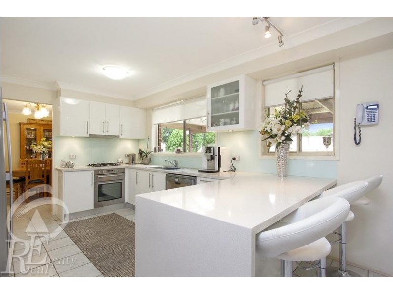 7 Frank Oliveri Drive, Chipping Norton NSW 2170