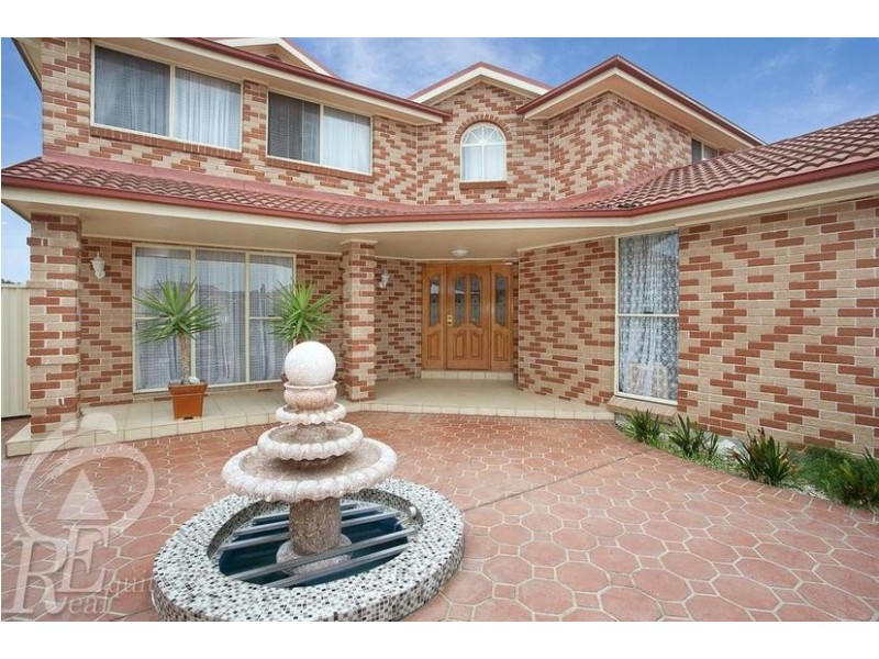 32 Chesham Place, Chipping Norton NSW 2170