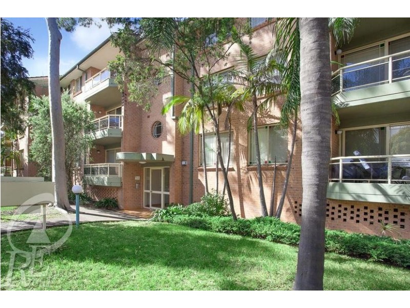 9/6 Mead Drive, Chipping Norton NSW 2170